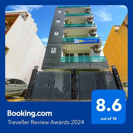 Fabhotel Kiara The Private Suites グルガウン エクステリア 写真