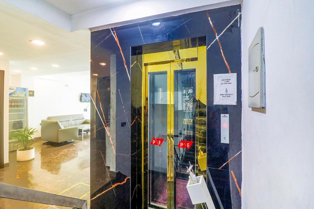 Fabhotel Kiara The Private Suites グルガウン エクステリア 写真