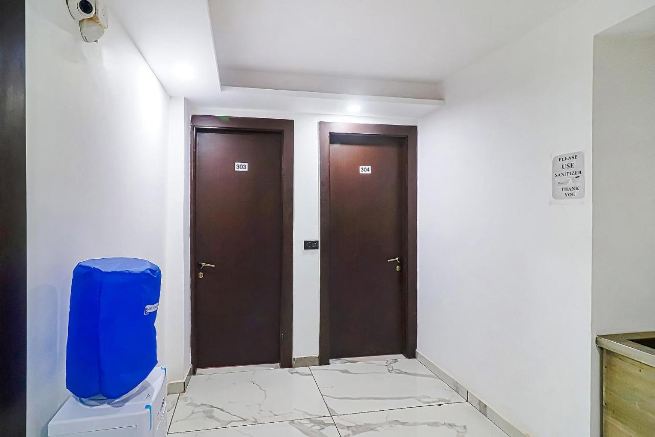 Fabhotel Kiara The Private Suites グルガウン エクステリア 写真